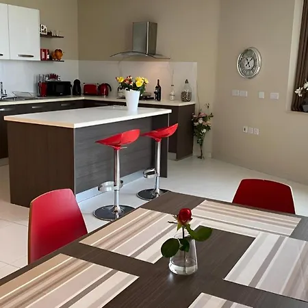 St. Julian'S Super Bright And Spacious Seaview Apartment Saint Julian's Exterior photo